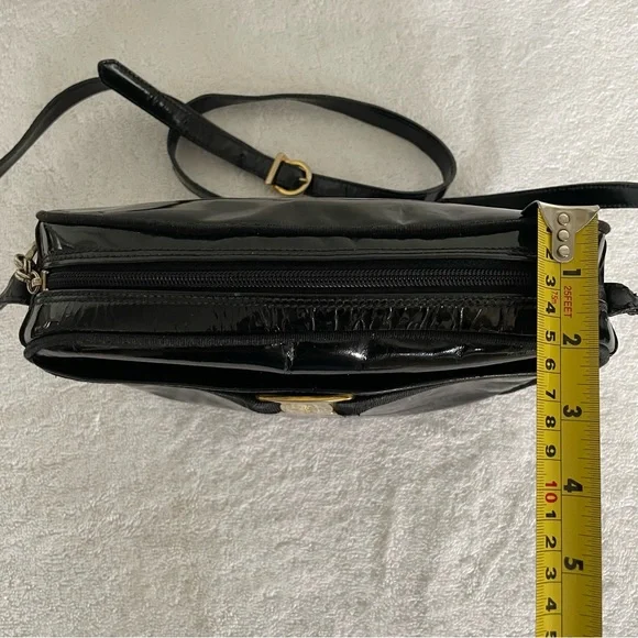 Salvatore Ferragamo Vintage Crossbody Bag Enamel Shoulder Vara - Picture 10 of 16